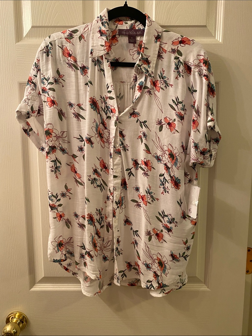 Gloria Vanderbilt White Floral Button-Up Blouse with Coral and Teal Flowers